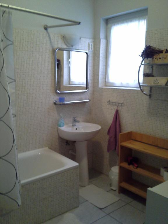 Levandium Apartman Apartamento Miskolc Exterior foto
